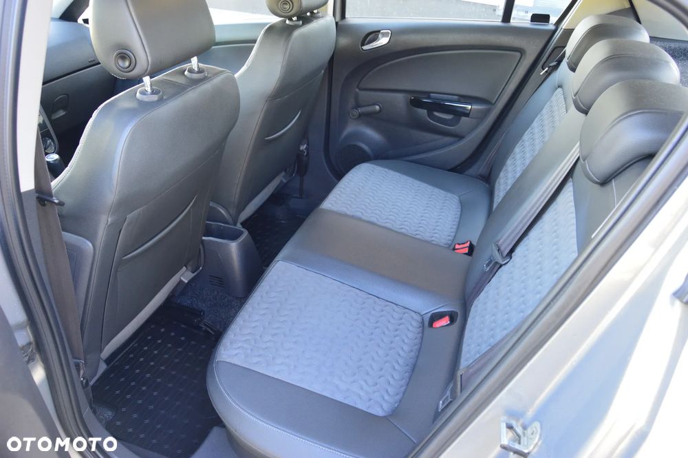 Opel Corsa - 24