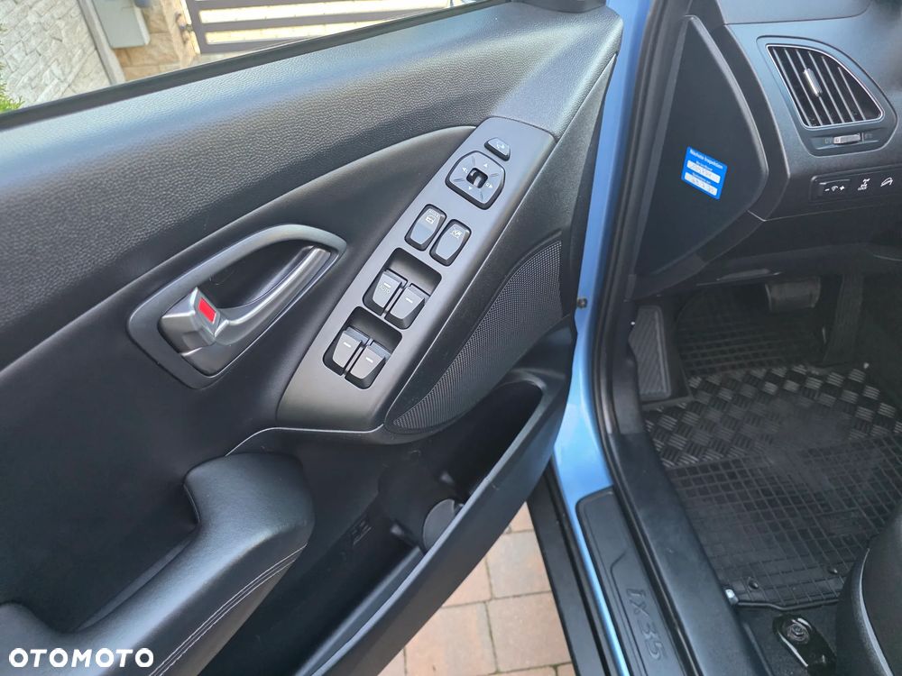 Hyundai ix35 - 22