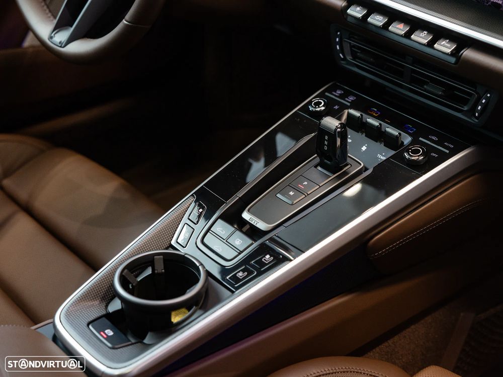 Porsche 911 (992) Turbo S PDK - 47