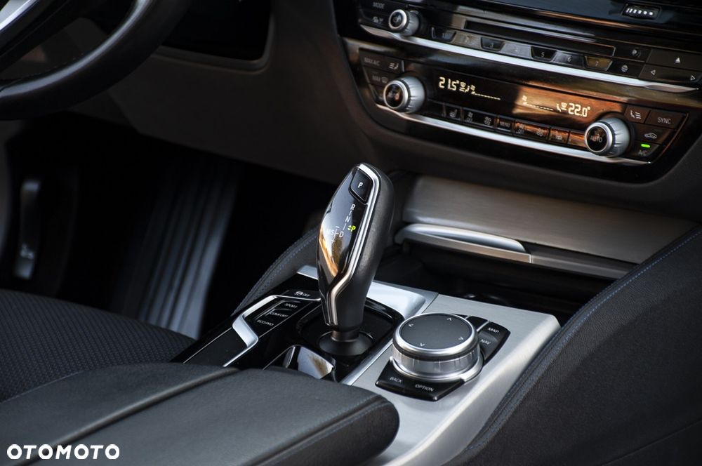 BMW Seria 5 520d - 16