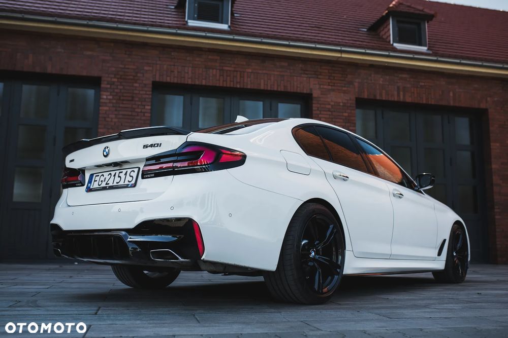 BMW Seria 5 540i xDrive M Sport sport - 2