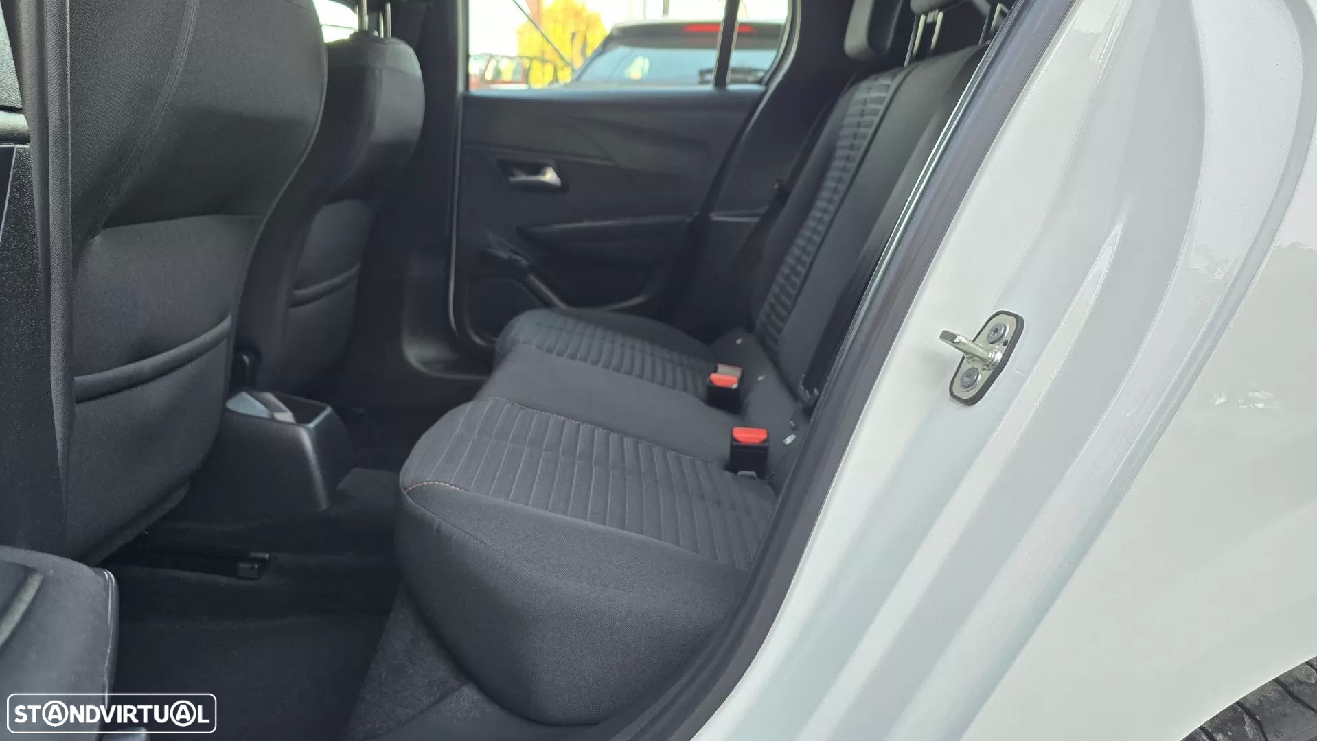 Peugeot 208 1.2 PureTech Active - 19