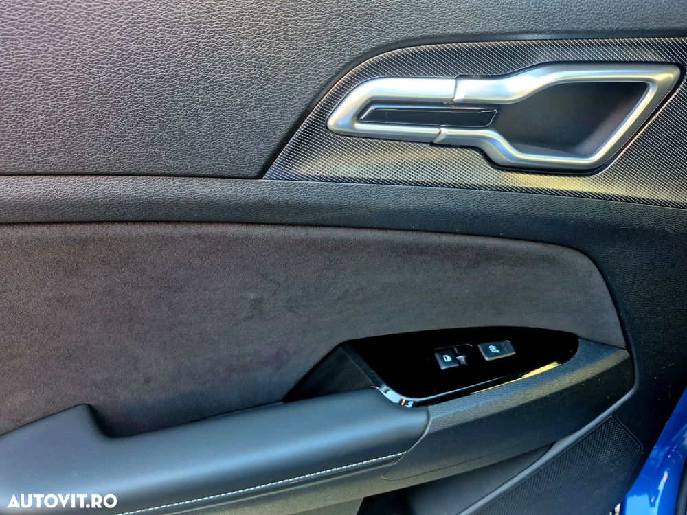 Kia Sportage 1.6 T-GDI HEV 6AT 4x2 GT Line - 13