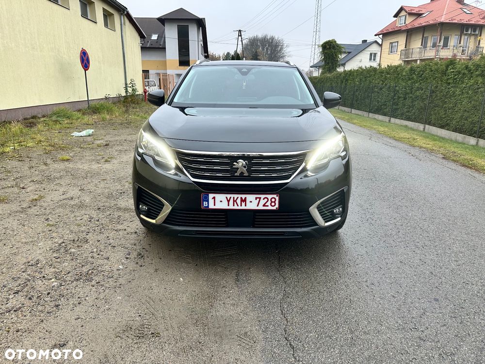 Peugeot 5008 2018 photo 2