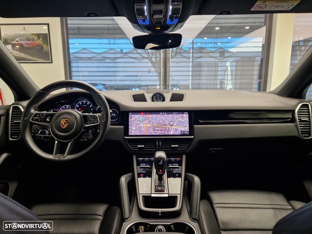 Porsche Cayenne Coupé E-Hybrid - 24