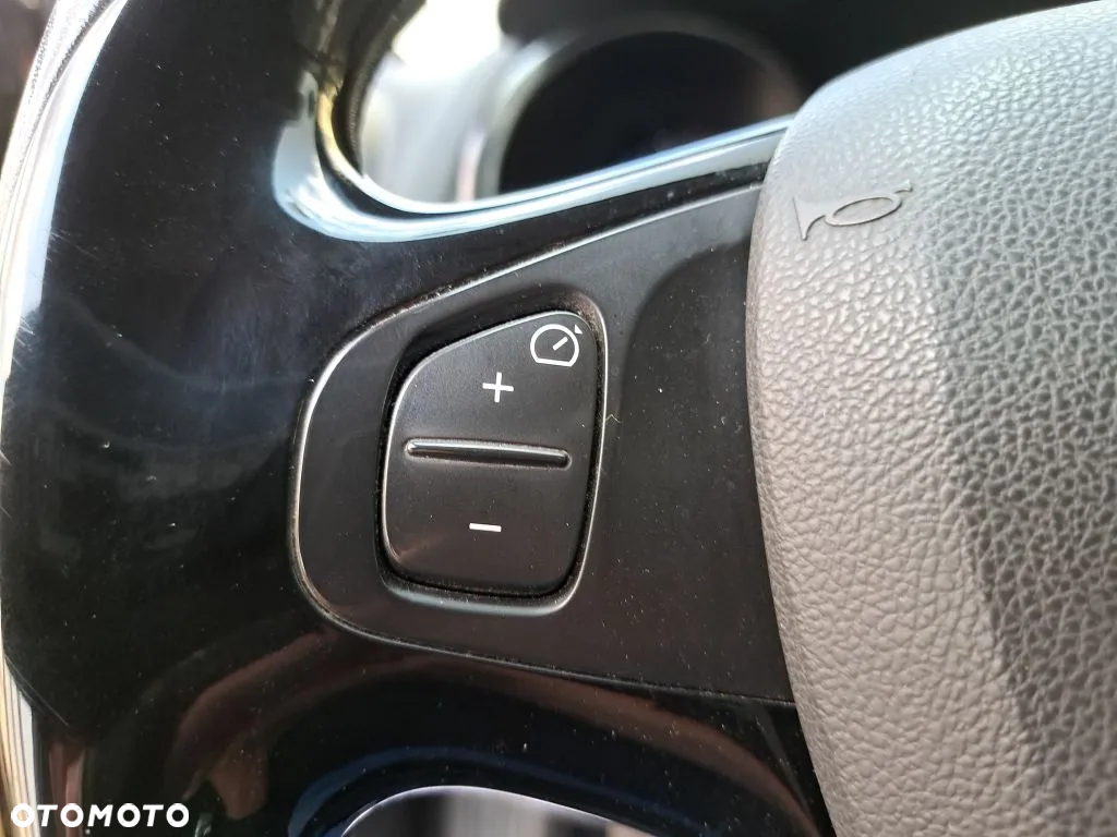 Renault Clio 1.2 16V Alize - 16