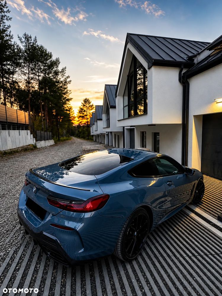 BMW Seria 8 - 3
