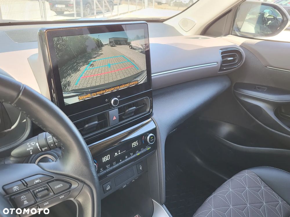 Toyota Yaris Cross Hybrid 1.5 Executive AWD - 16