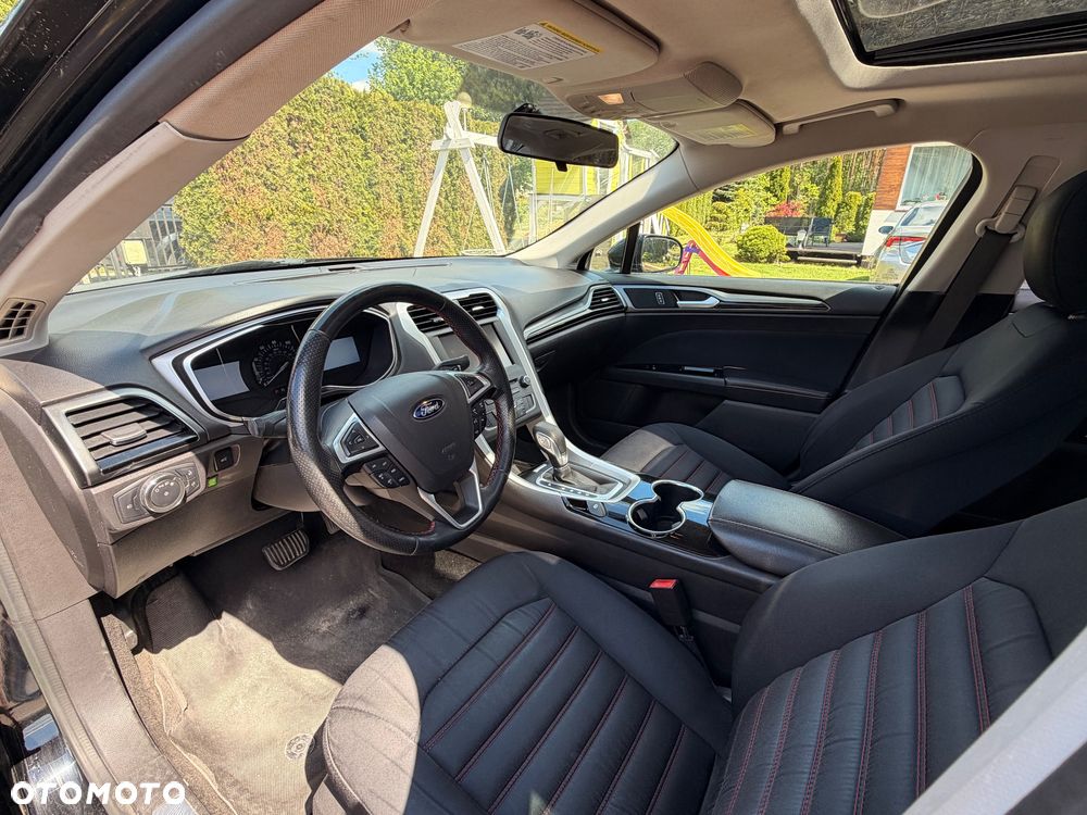Ford Fusion - 5