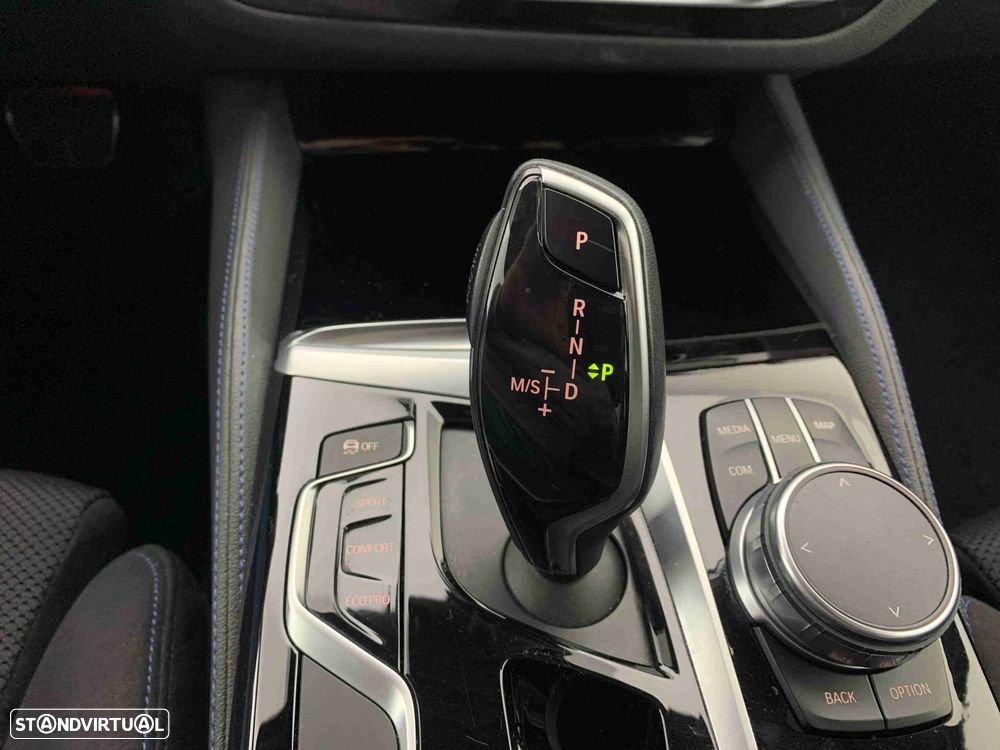 BMW 520 d Pack M Auto - 10