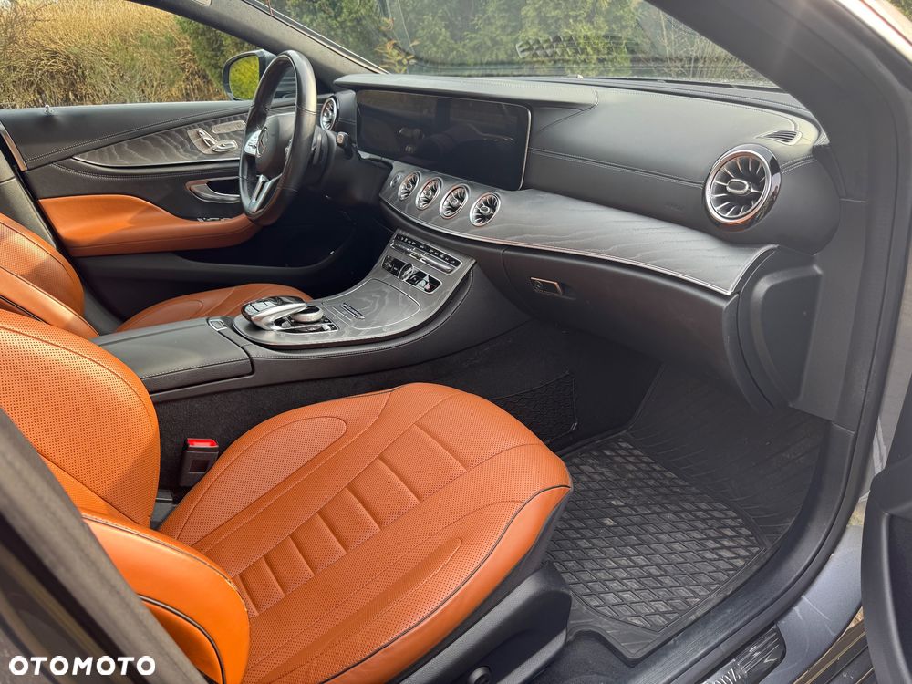 Mercedes-Benz CLS 450 4Matic 9G-TRONIC AMG Line - 9