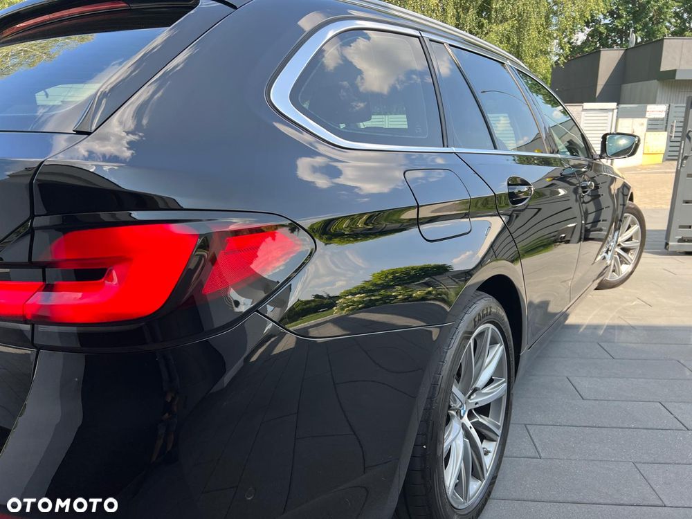 BMW Seria 5 540i xDrive Luxury Line - 16