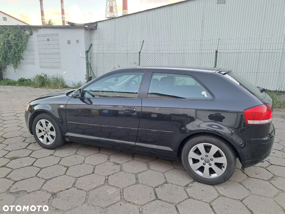Audi A3 1.6 Ambiente - 10