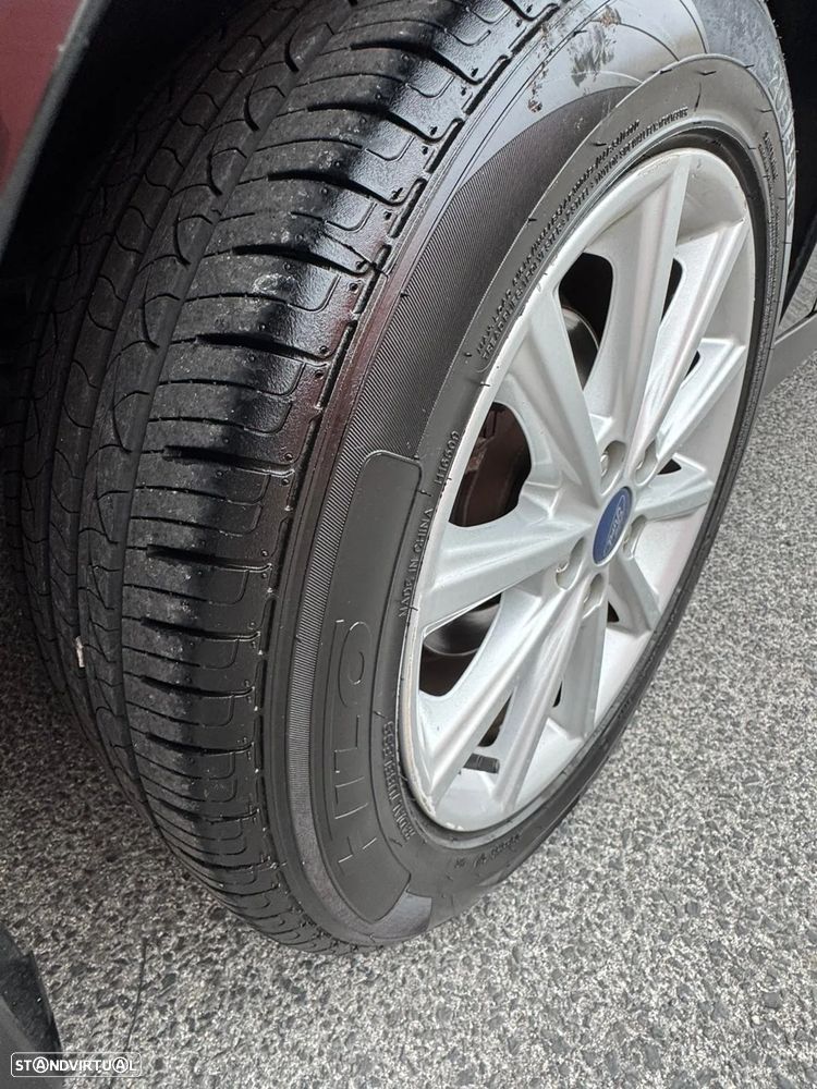 Ford Focus SW 1.5 TDCi Titanium - 12