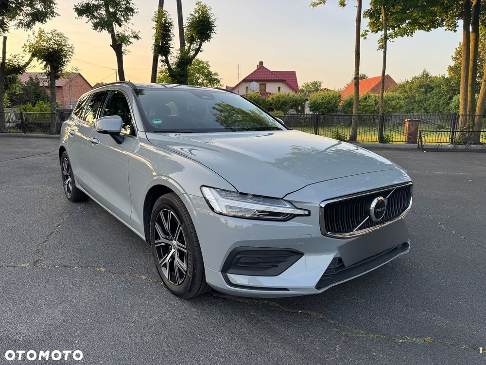 Volvo V60 B3 B DKG Core - 1