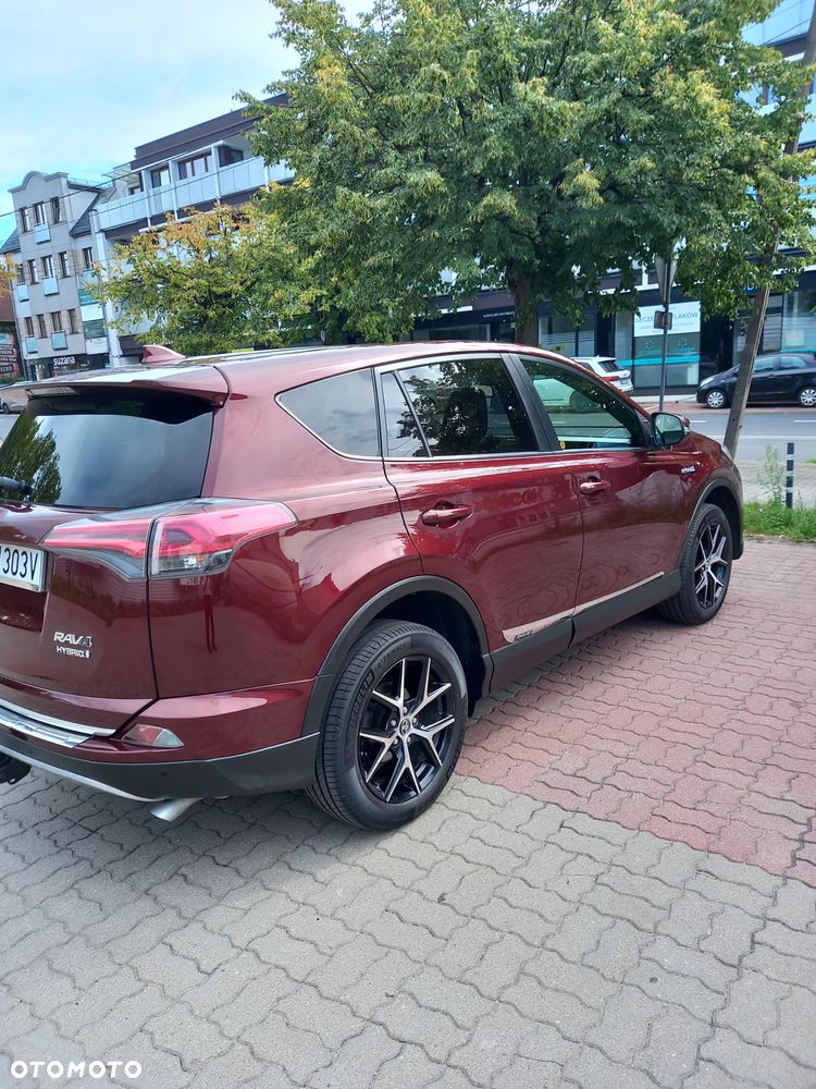 Toyota RAV4 - 5