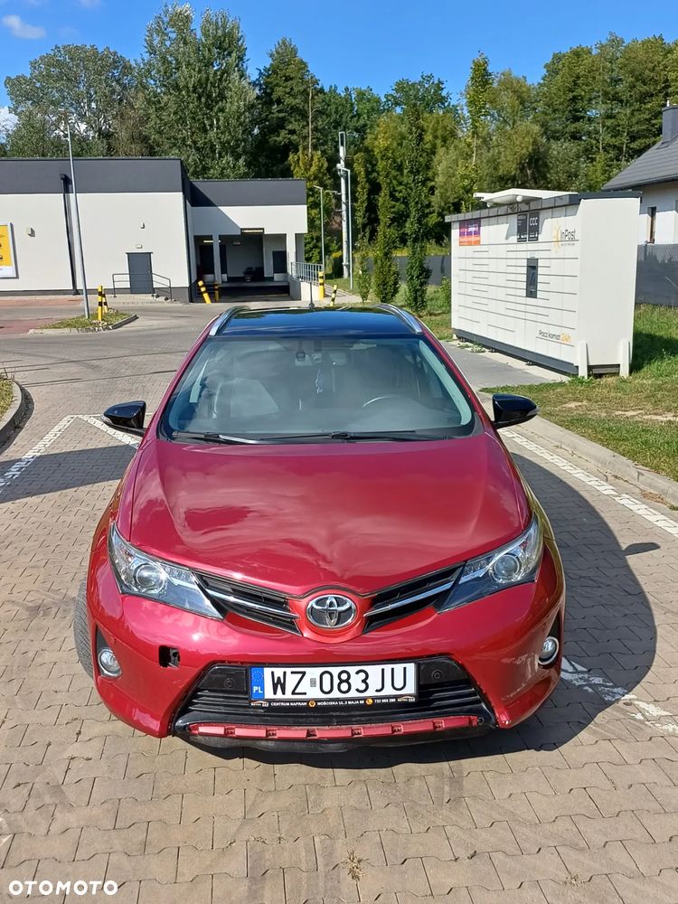 Toyota Auris 2.0 D-4D Premium - 2