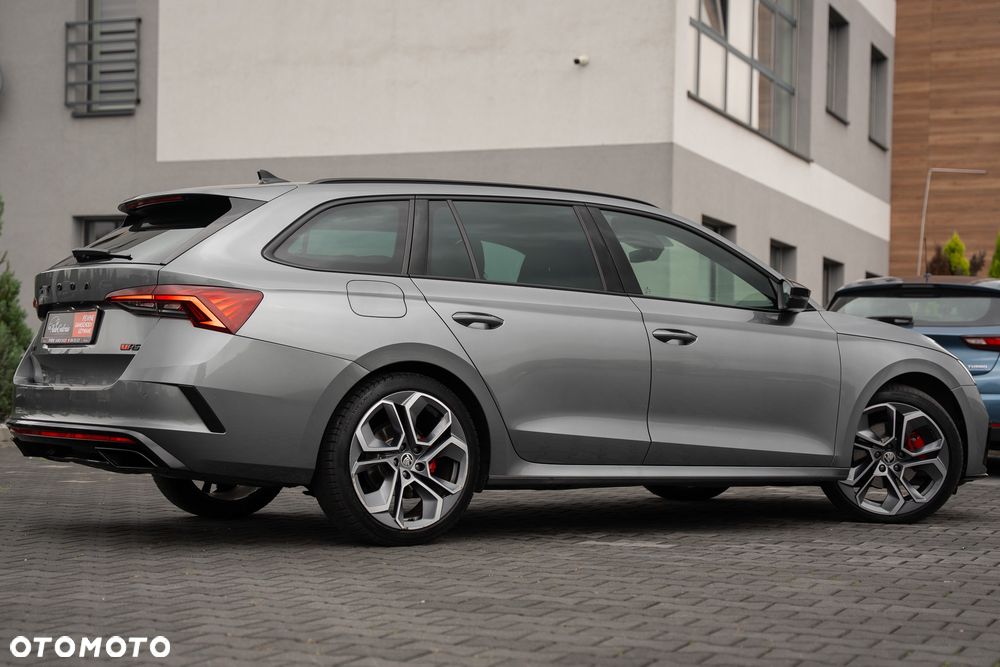 Skoda Octavia 2.0 TDI DSG 4x4 RS - 13