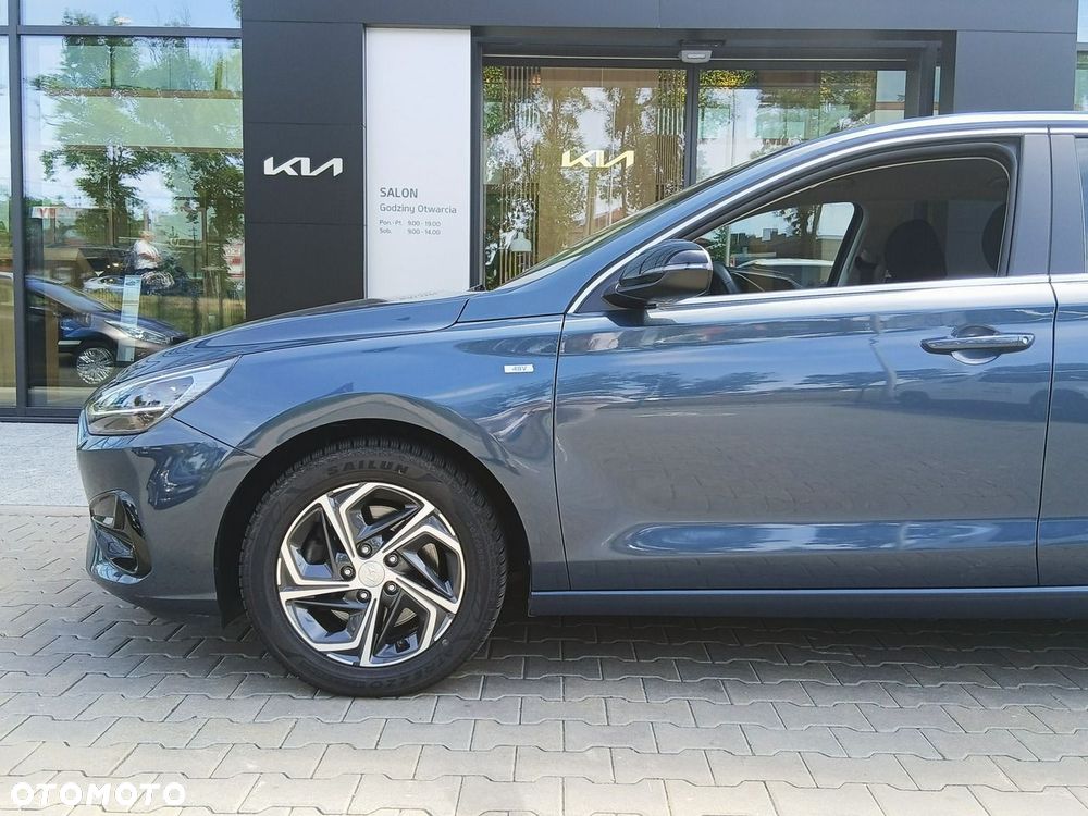 Hyundai i30 1.5 T-GDI 48V Smart DCT - 12