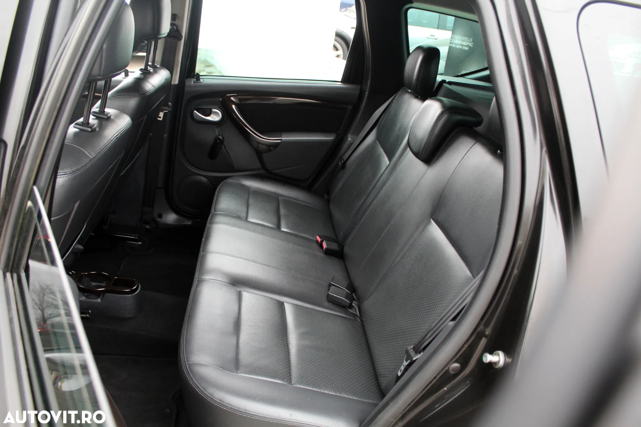 Dacia Duster dCi 110 FAP 4x2 Prestige - 11
