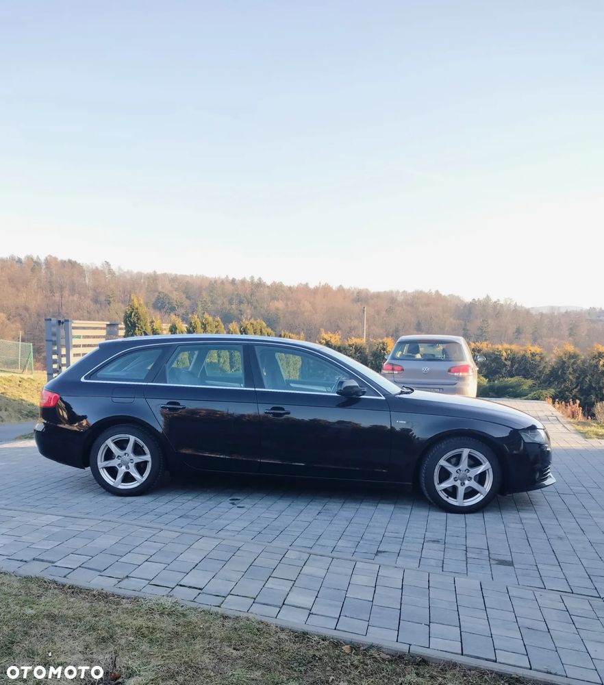 Audi A4 Avant 2.0 TDI DPF Ambiente - 6