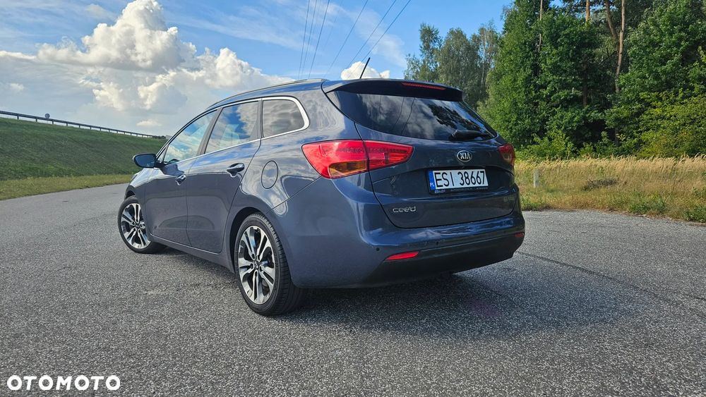 Kia Ceed Cee'd 1.6 GDI XL DCT - 3