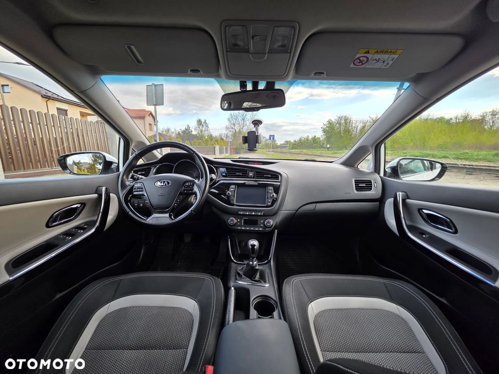 Kia Ceed 1.6 CRDi L Business Line - 7