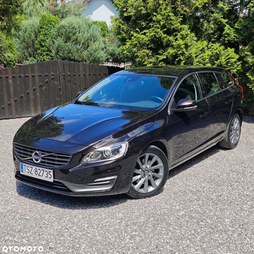 Volvo V60 D4 Momentum - 2