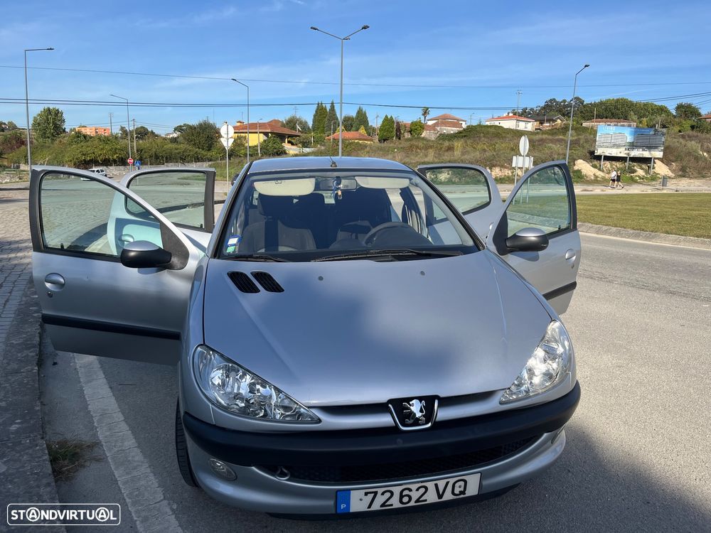 Peugeot 206 1.1 Color Line - 20