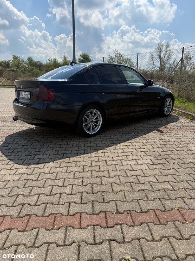 BMW Seria 3 320d - 12