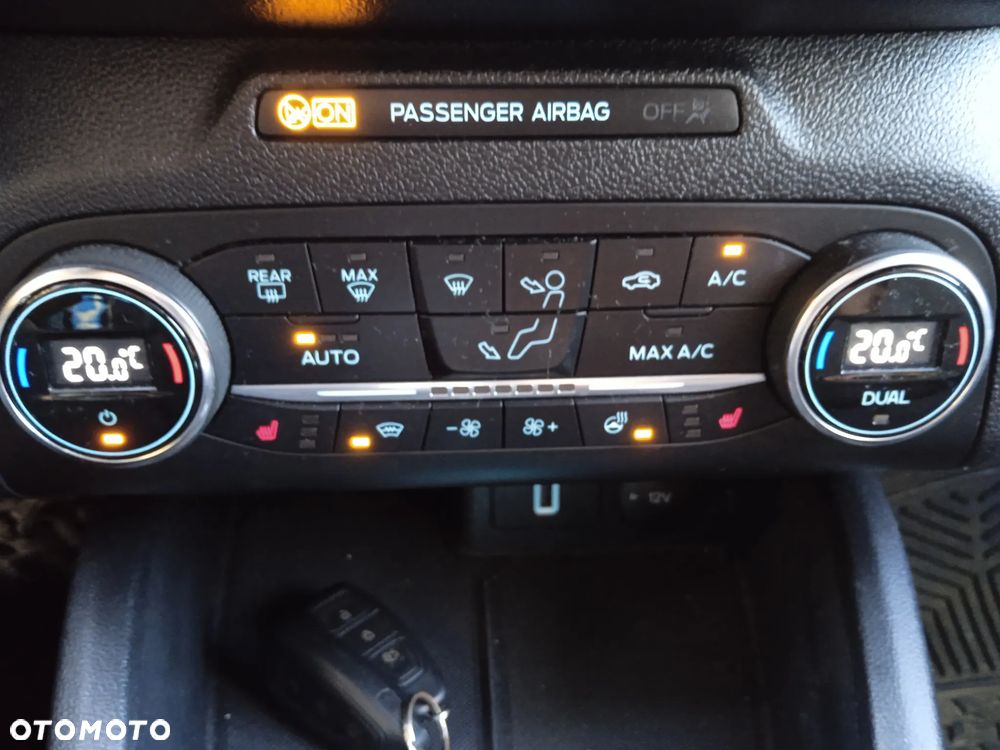 Ford Focus - 16