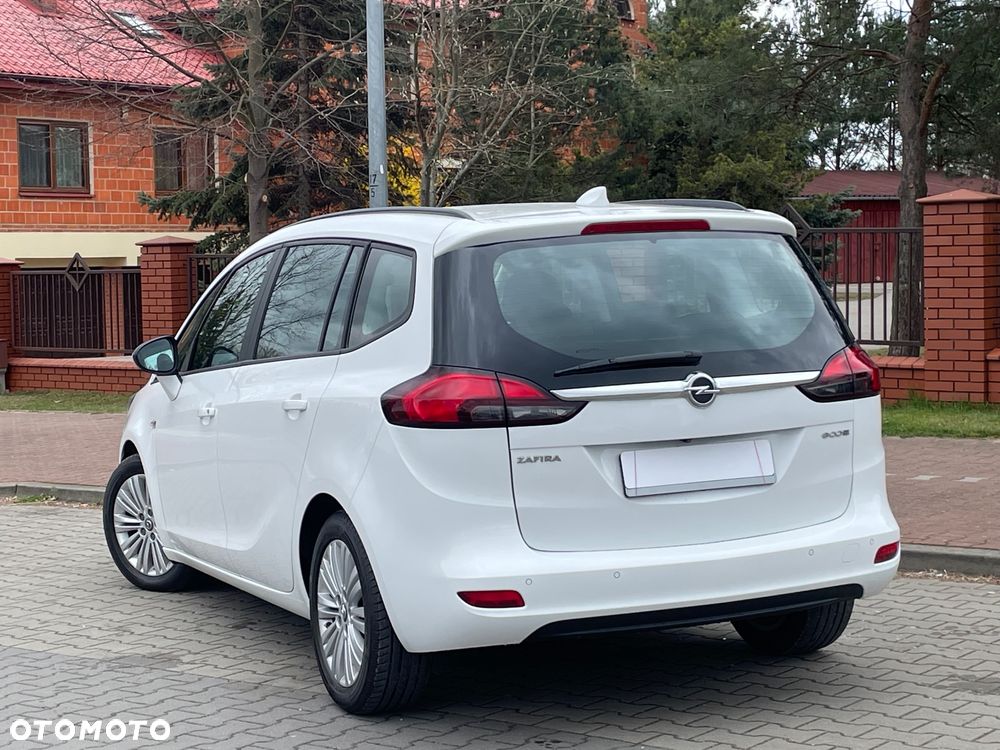 Opel Zafira - 4