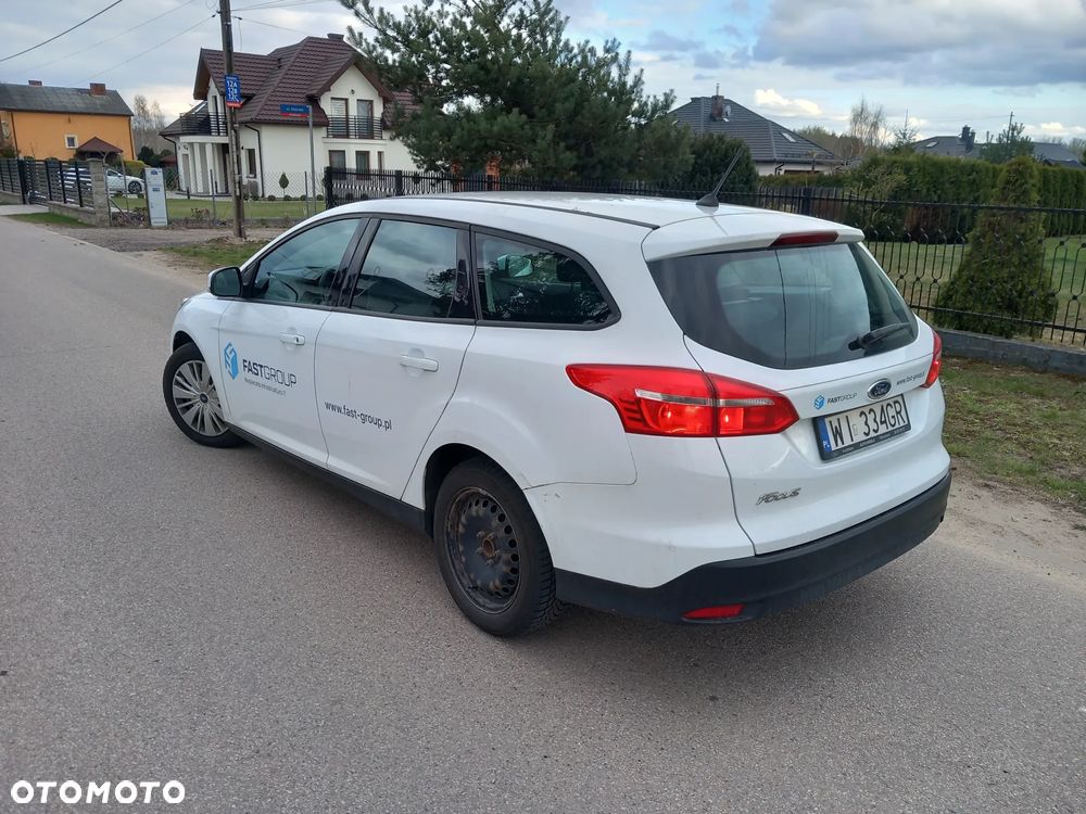 Ford Focus 1.6 SYNC Edition - 4
