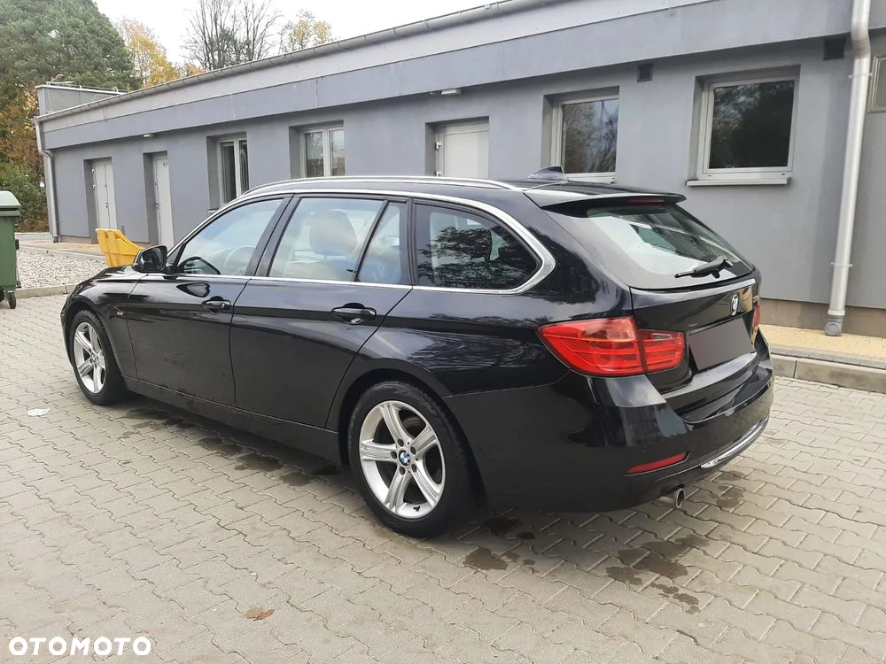 BMW Seria 3 318d Touring Luxury Line - 4