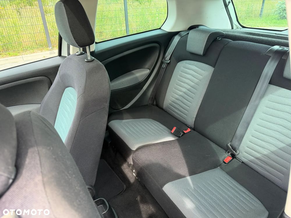 Fiat Grande Punto - 11