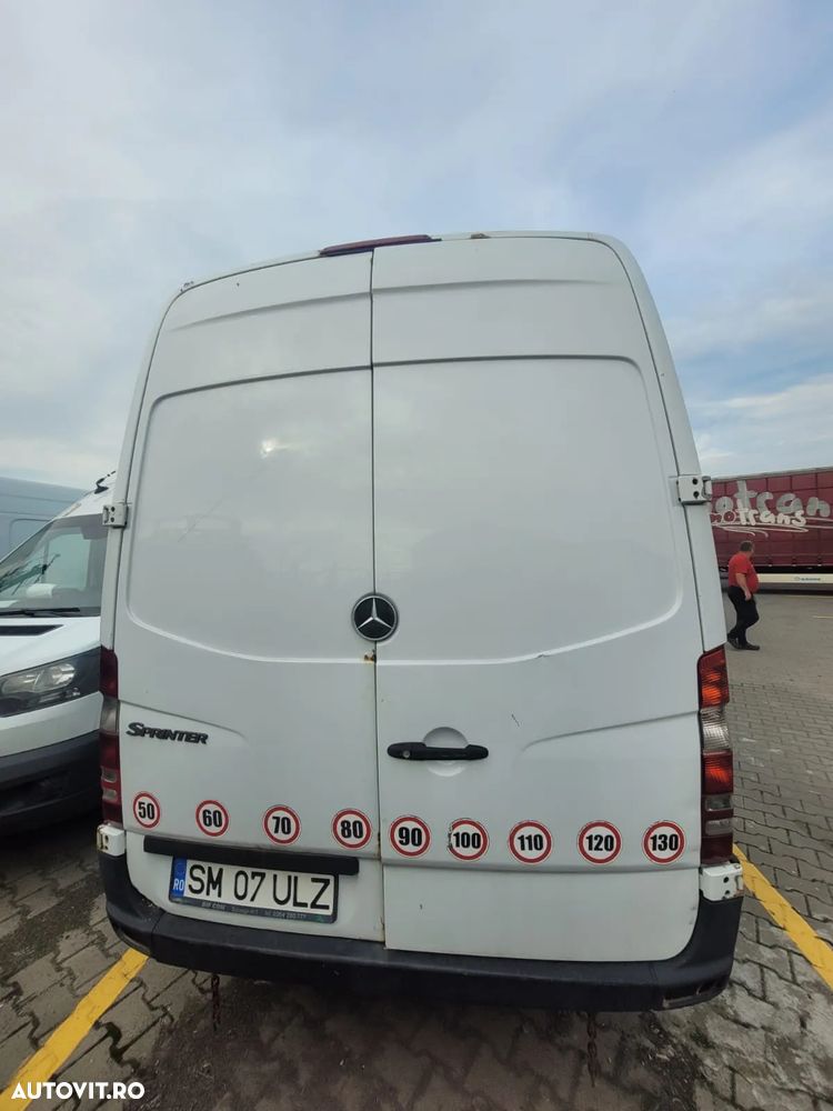 Mercedes-Benz SPRINTER DEFECT - 4