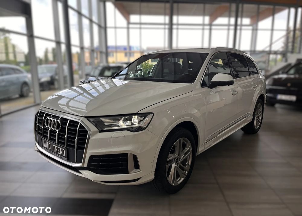 Audi Q7 - 1