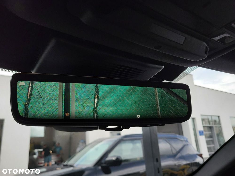Land Rover Discovery Sport - 19