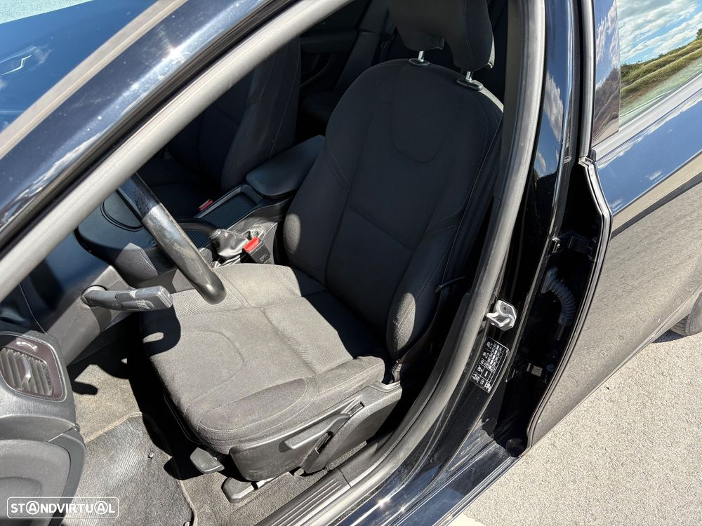 Volvo V40 2.0 D2 Momentum - 15