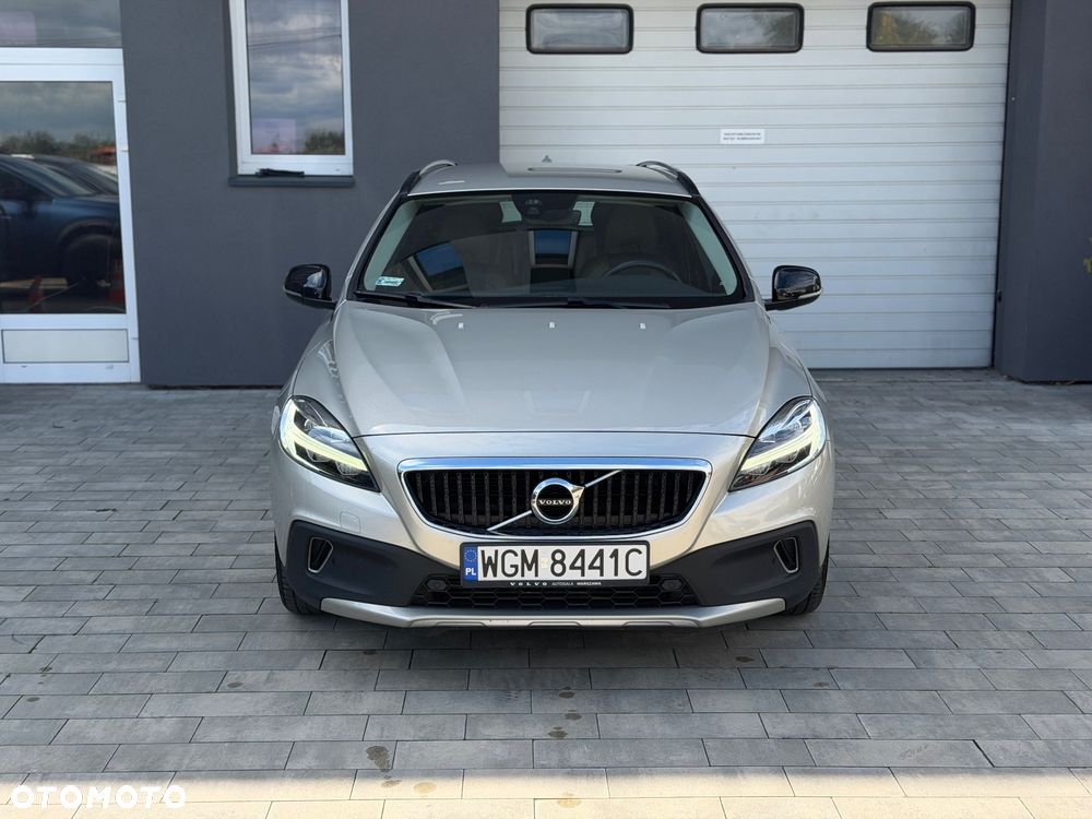 Volvo V40 Cross Country T3 Drive-E Momentum - 2