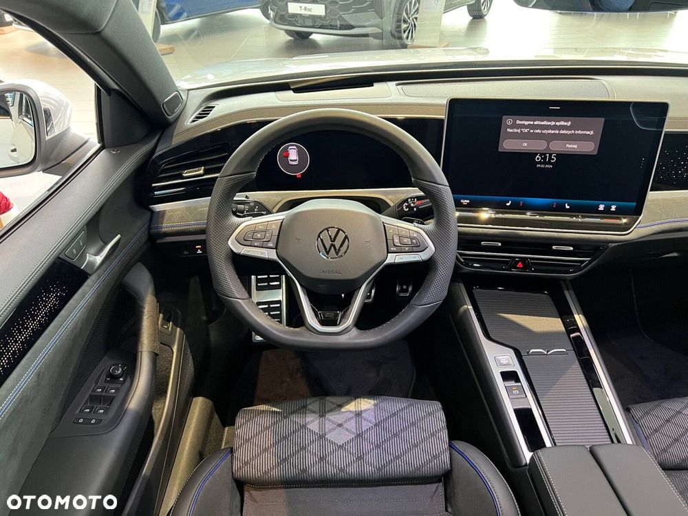 Volkswagen Passat Variant 2.0 TSI R-Line Plus DSG - 9