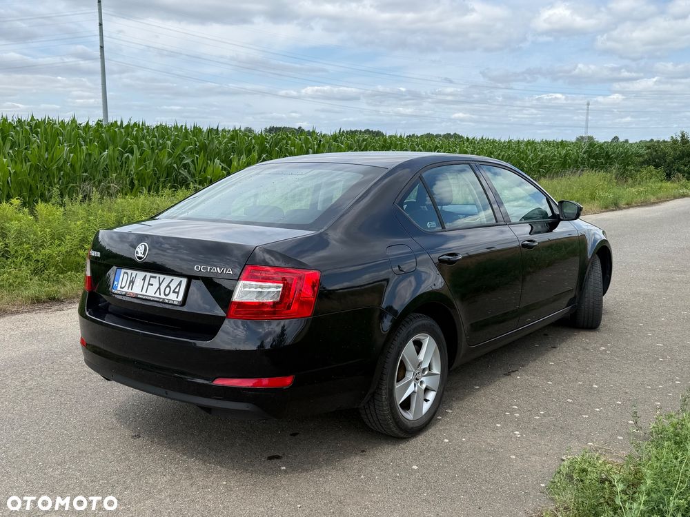 Skoda Octavia 2.0 TDI Edition - 4