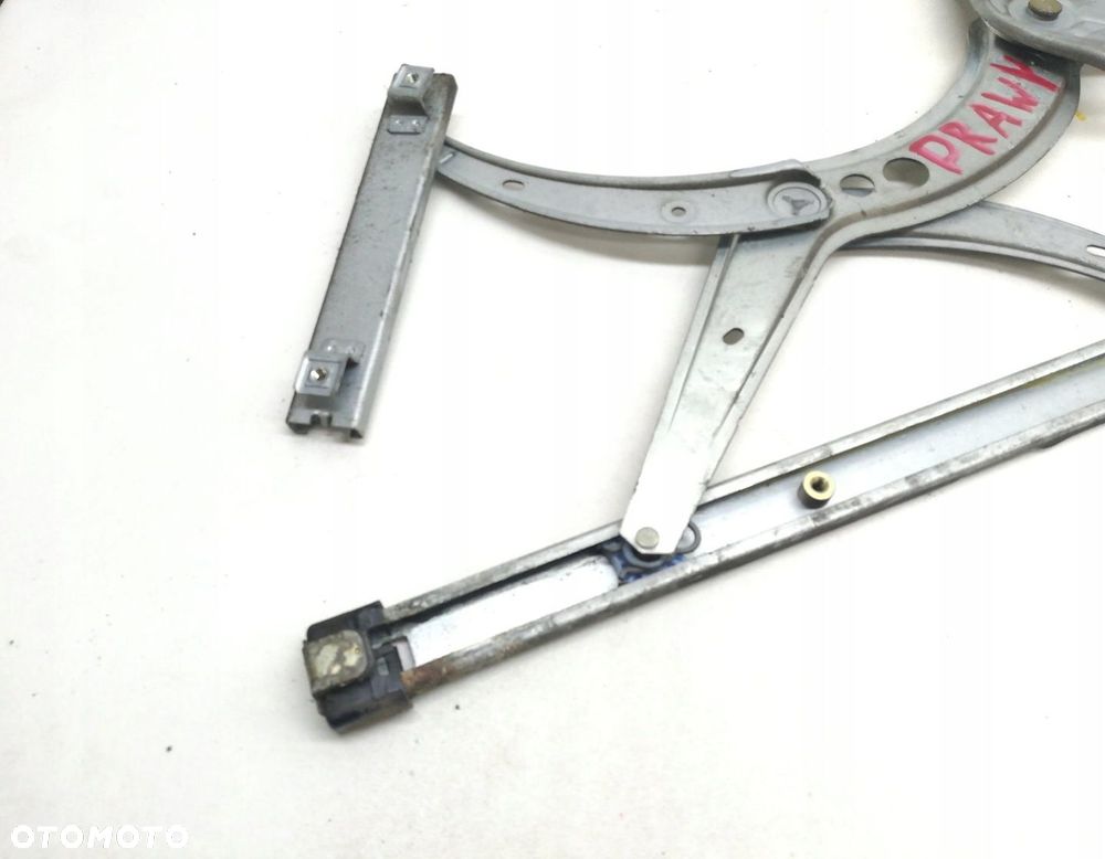 MECHANIZM SZYBY PRAWY PRZÓD VW PASSAT B4 - 2