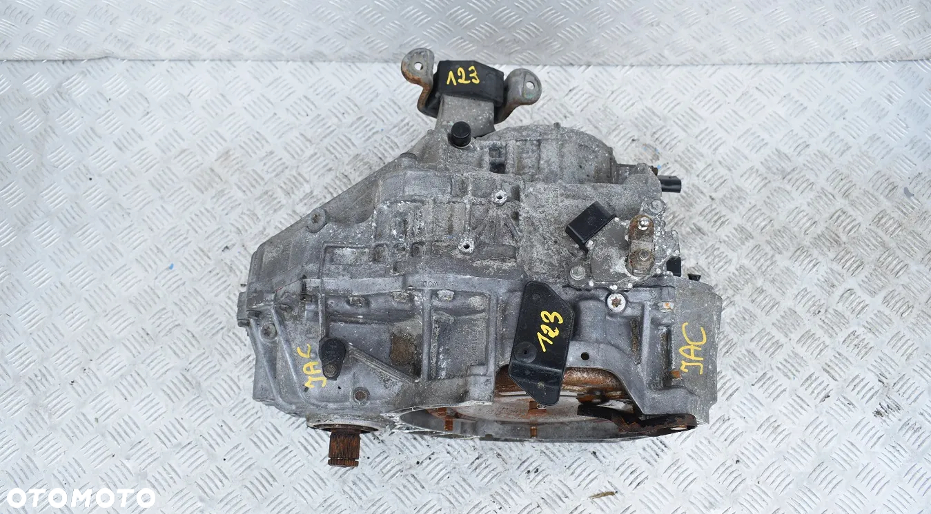 SKRZYNIA BIEGÓW JAC - VW TRANSPORTER T5 2.5 TDI - 2