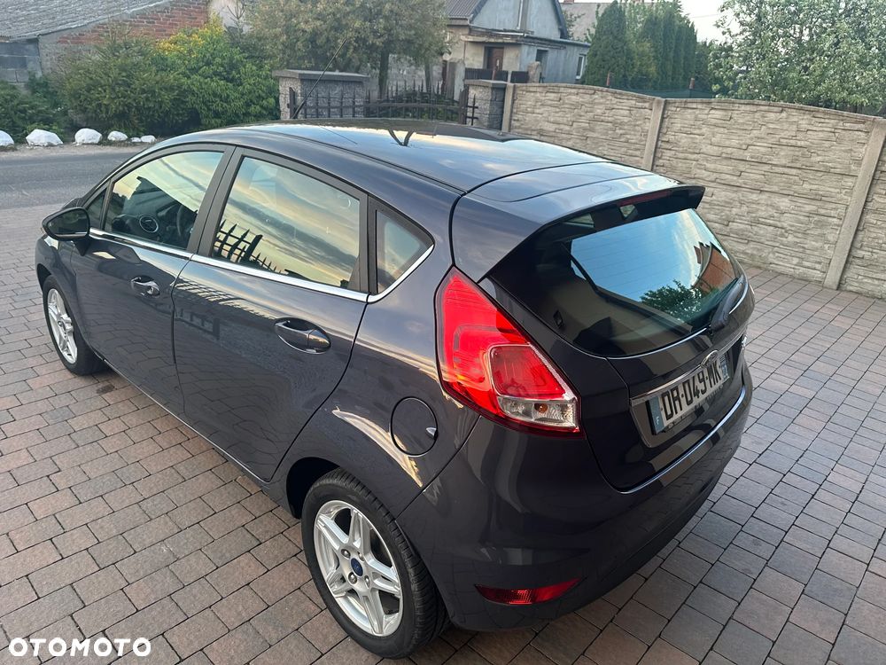 Ford Fiesta 1.5 TDCi SYNC Edition - 12