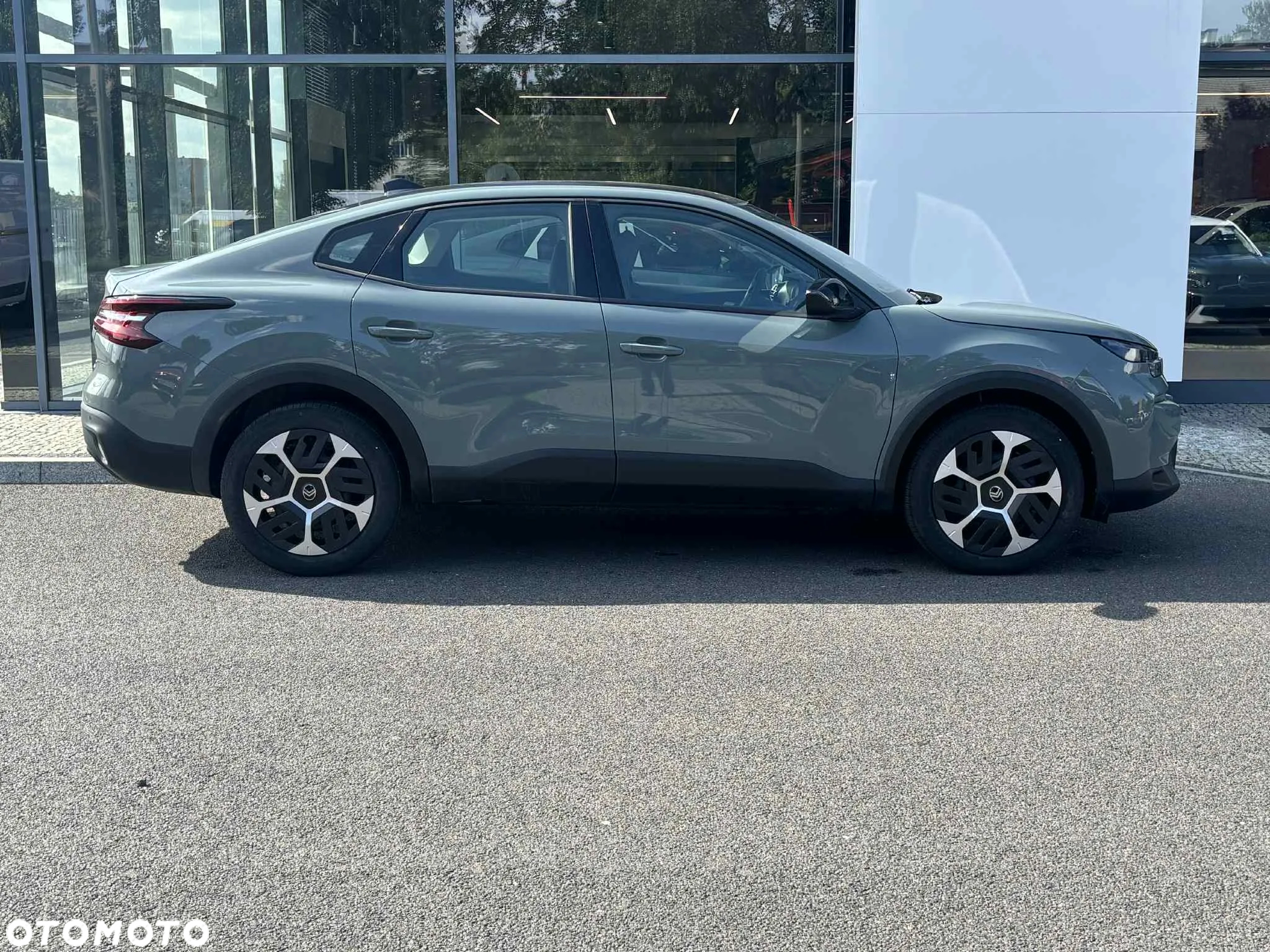 Citroën C4X 1.2 mHEV Plus eDCT6 - 2