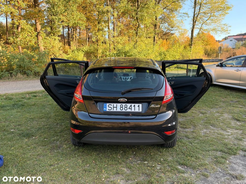 Ford Fiesta - 9