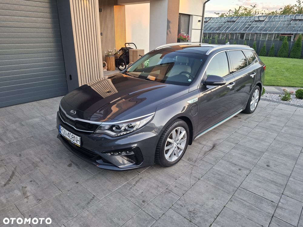 Kia Optima - 1