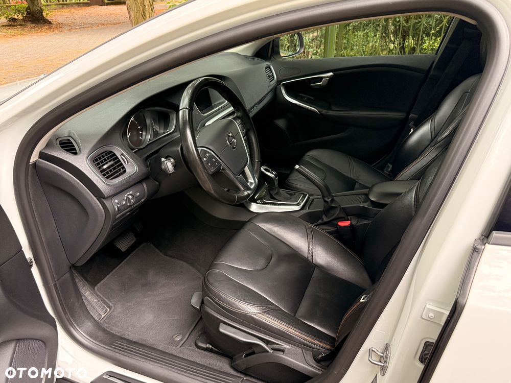 Volvo V40 D3 Geartronic Momentum - 8