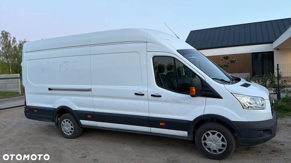 Ford Transit - 24
